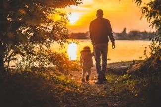 pexels-dad_and_child_sunset