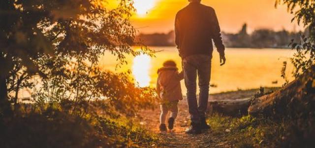 pexels-dad_and_child_sunset